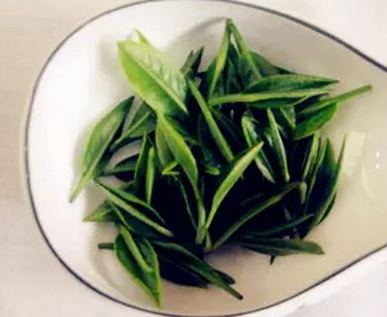 Bitterness Precedes Sweetness: A Metaphor for Fine Tea and a Good Life-1