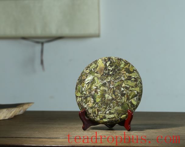 Which is Better in White Tea: Loose Leaf or Cake?-2