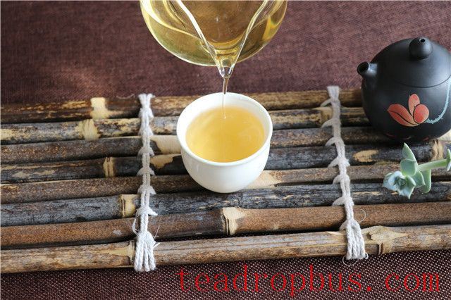How to Distinguish Between Spring and Autumn Pu'er Tea?-4