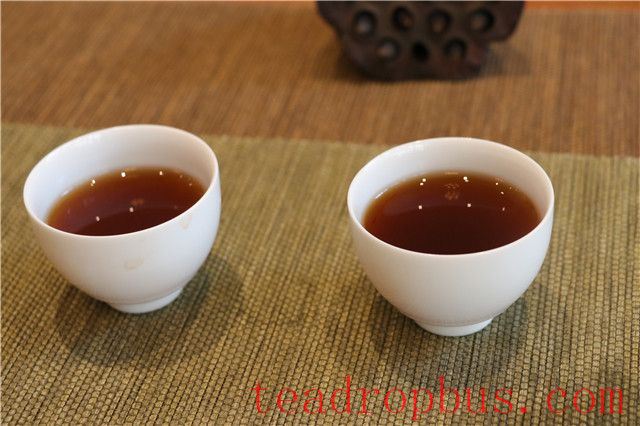 Why does Pu'er ripe tea nourish and protect the stomach?-1