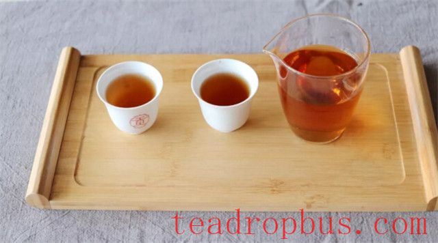 The Aroma, Sweetness, Richness, Thickness, and Smoothness of Aged White Tea-3
