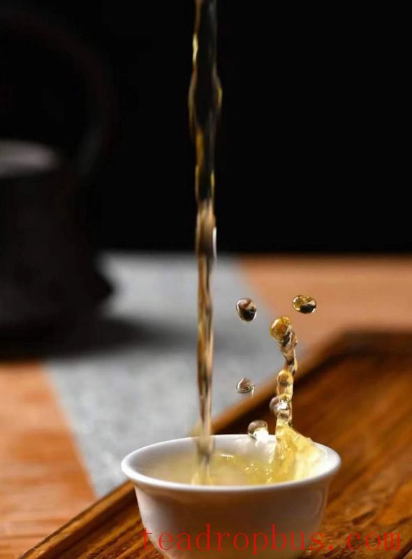 Why Drink More Oolong Tea in Late Autumn?-4