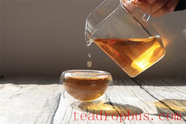 The Difference Between Drinking Tea Regularly and Drinking Plain Water!-1