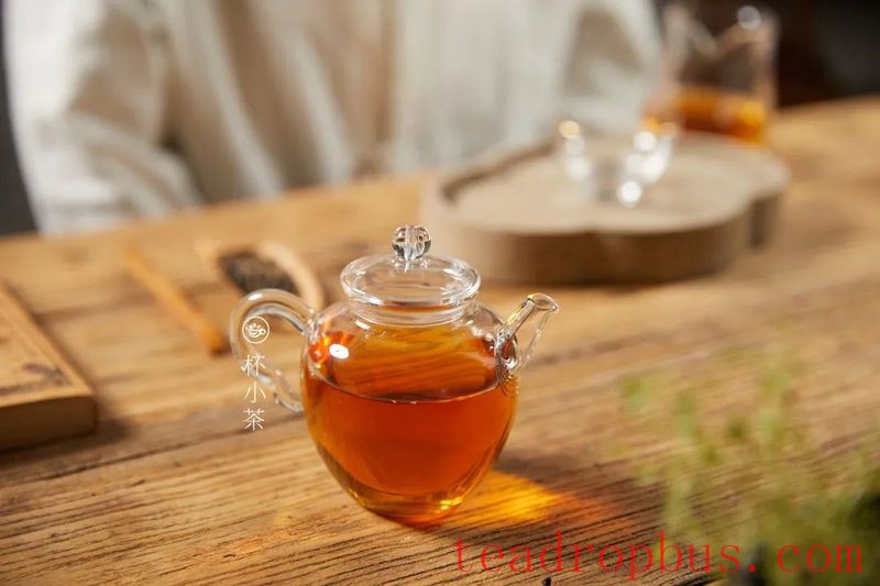 Air Conditioning Can Make You Unwell! Here's How Tea Lovers Deal with It-5