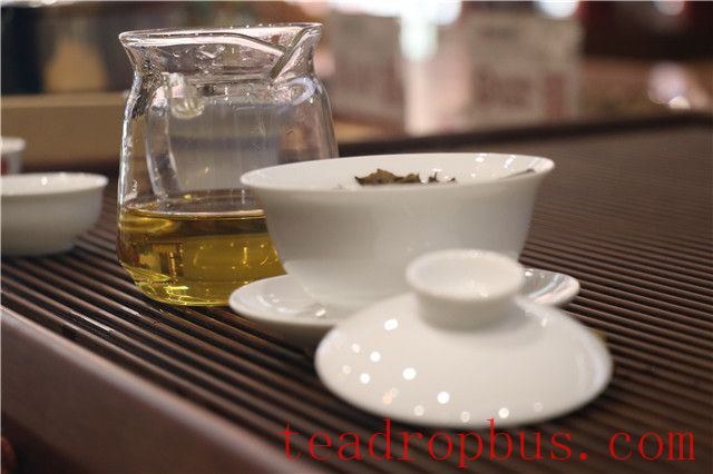 Beginner's Guide: How to Appreciate Pu'er Tea?-3
