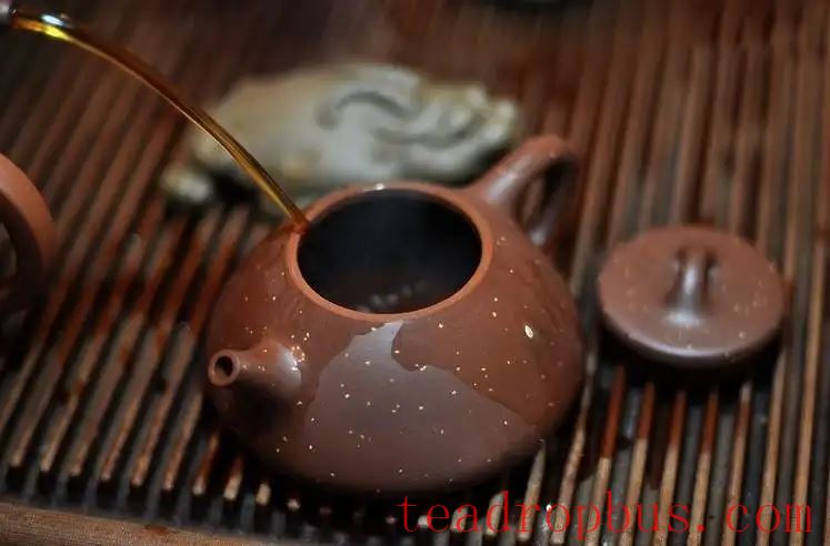 What Kind of Purple Clay Pot Is Suitable for Dianhong?-4