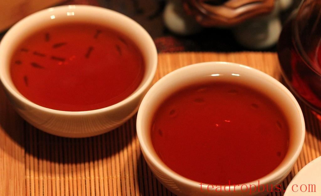 A Guide to Water Temperatures for Brewing Different Types of Tea-2