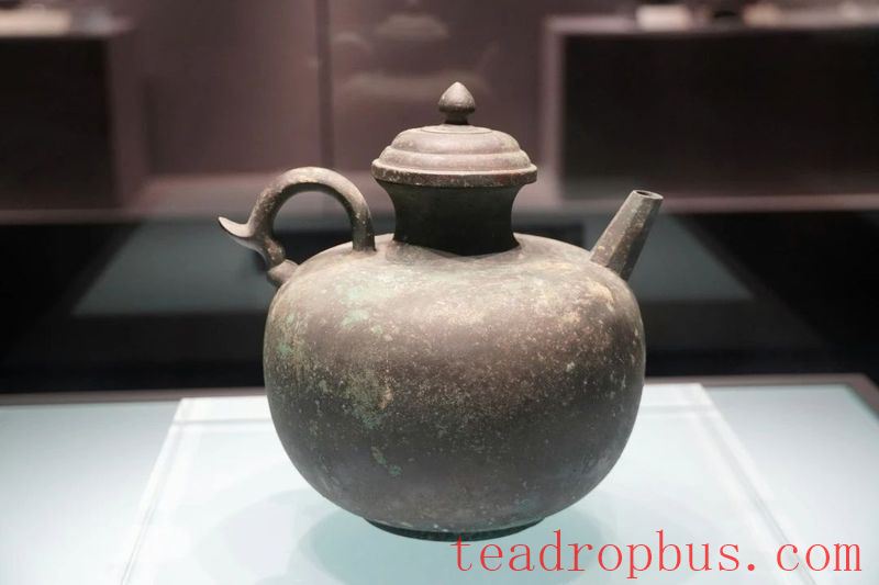 A Hundred Ways to Use Tea Utensils in the Tang Dynasty-13