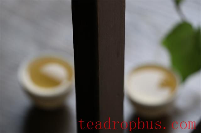 A Millennium Dream Traversed by the Fragrant Tea, Weaving Lives Across Time-2
