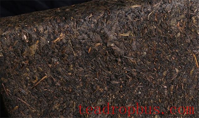 Dark Tea: Should it be Steeped or Boiled?-4