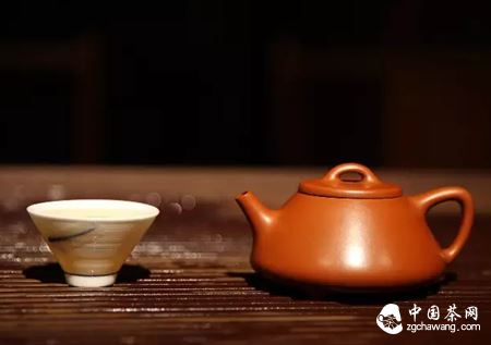 The Seven Fundamental Attitudes in Nourishing a Purple Clay Teapot-1-ChinaTeaGuru: Exploring Chinese Tea Culture and Kung Fu Tea - Tea Art, Tea Ceremony, Tea Knowledge The Seven Fundamental Attitudes in Nourishing a Purple Clay Teapot-1