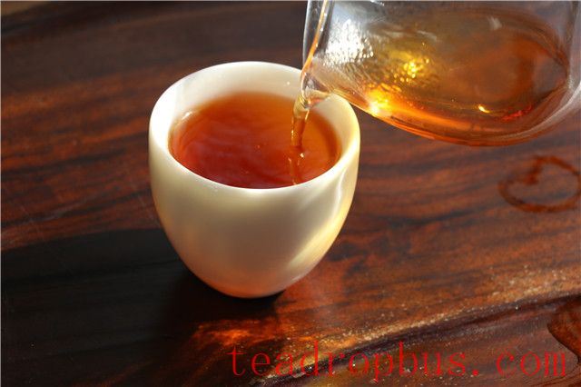 The Brewing Method and Techniques for Black Tea-5