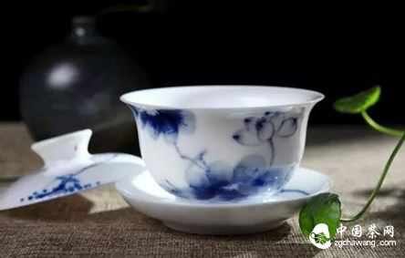【Chinese Style】There's a Beauty Called Blue and White Porcelain-1