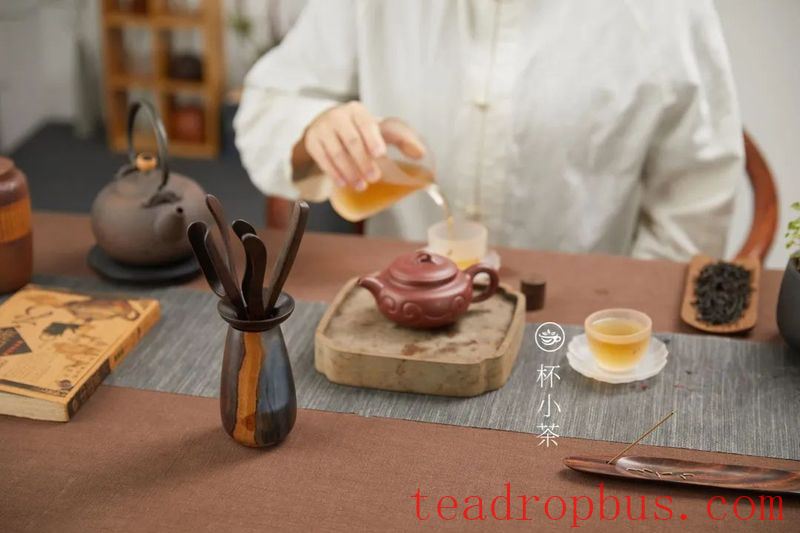 Who are the Six Gentlemen of Tea?-1