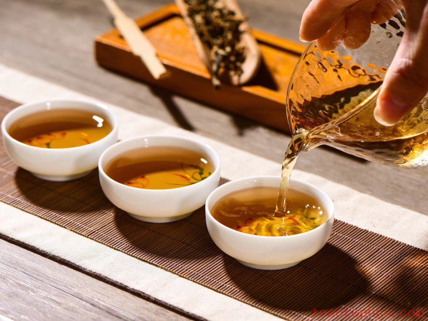 A Comprehensive Guide to Brewing Dian Hong Tea: Enjoying its Rich Aroma with Ease-3