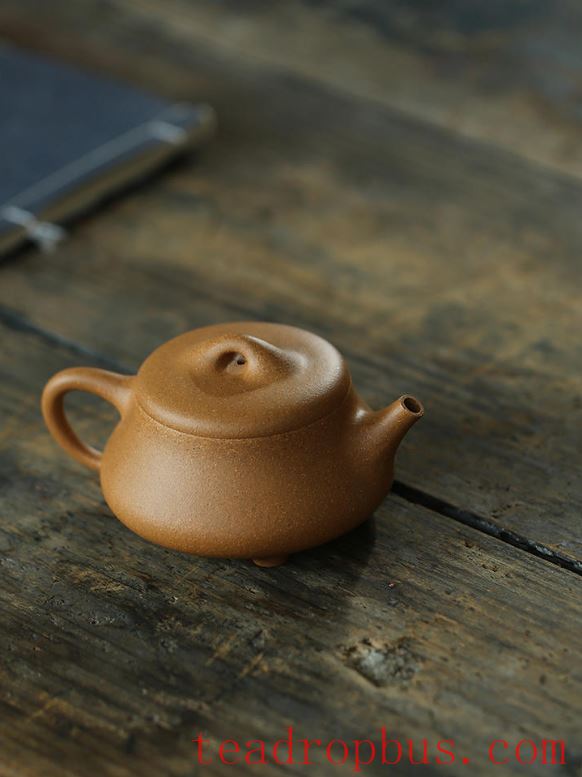 Does the type of clay used in a Purple Clay Teapot make a difference when brewing tea?-2