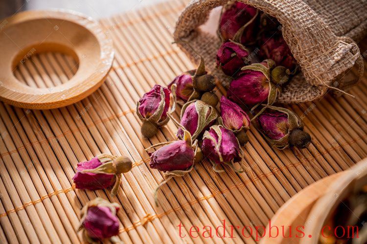 Explore the Amazing Benefits and Simple Brewing Method of Rose Petal Tea-1