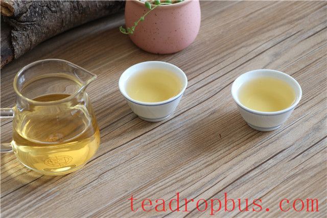 How to Savor the Color, Aroma, and Taste of Pu'er Tea?-1