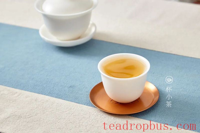 When You're Feeling Down, Have These 5 Types of Tea-5