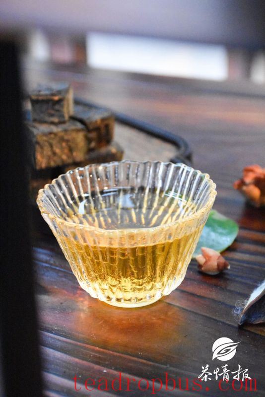 The Right Way to Brew These Six Types of Tea-5