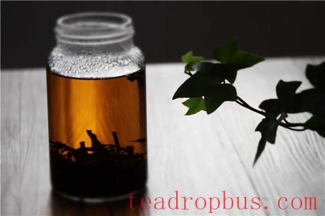 The Benefits and Nutritional Value of Black Tea-2