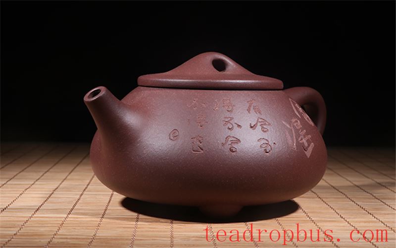 Do you know what virtues your Zisha teapot represents?-1