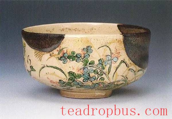 Experiencing the Beauty of a Tea Bowl in a Cup of Tea-5