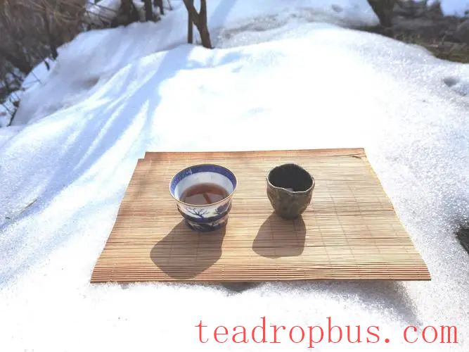 Cold Weather, Brew a Cup of Dark Tea, Warm the Body and Soul-1