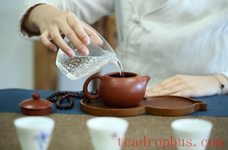 Where Lies the Secret to Achieving an Effect Worth Hundreds of Thousands from a Teapot Bought for Just a Few Hundred Yuan?-4