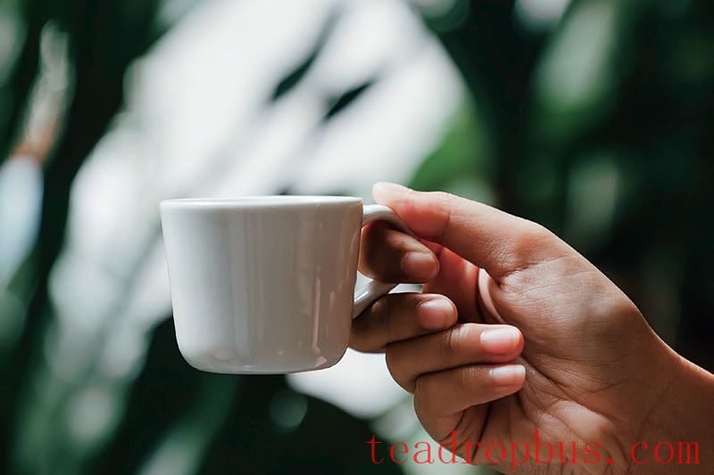 Pot Stirring Fixation: The Line Between Life and Death for Pu'er Tea-2