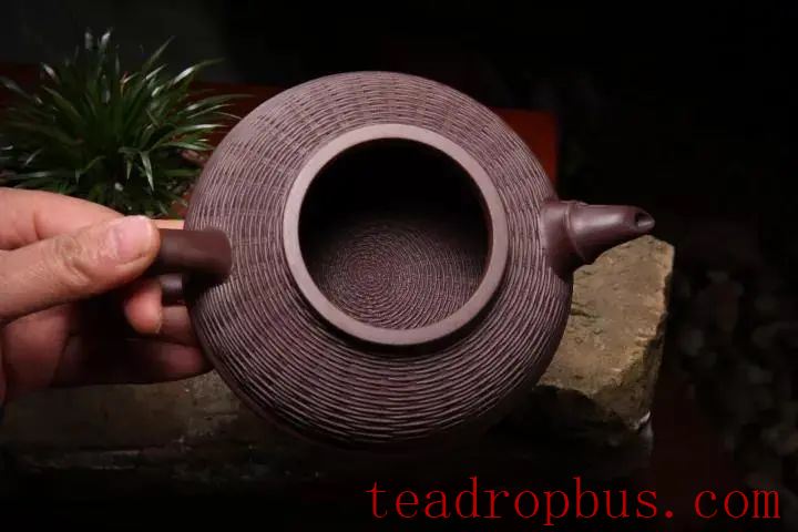 Have you ever seen a Yixing teapot woven with 