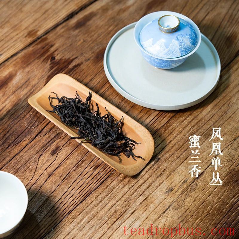 Why does the infusion taste significantly different when there is just one gram more or less of tea?-4
