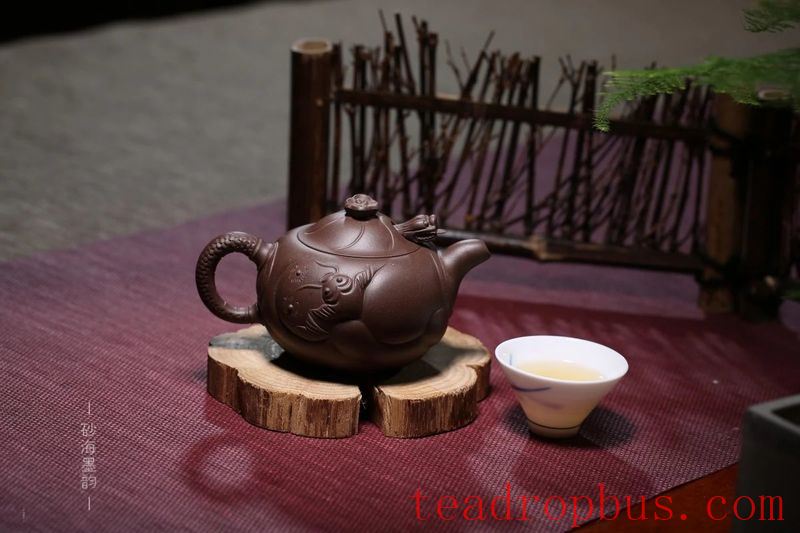 The Top 10 Teapots Perfect for Men, Exuding Masculine Charm-11