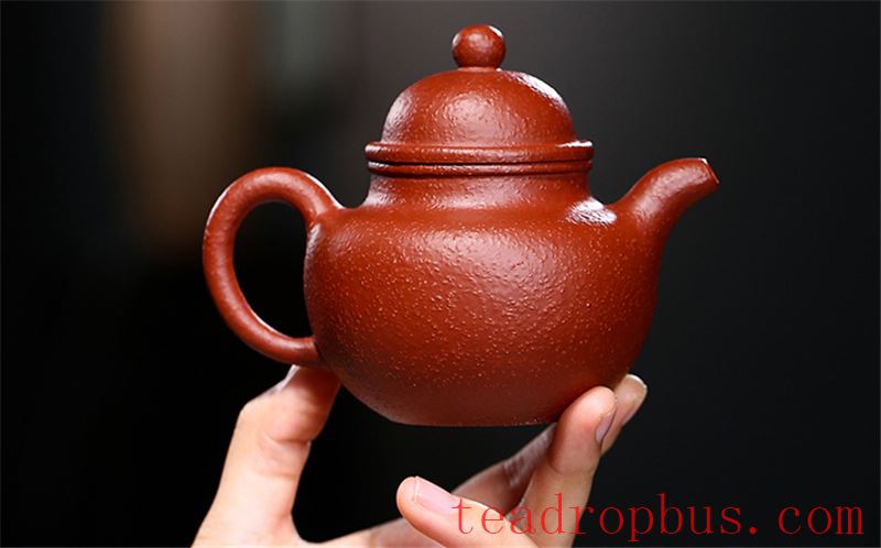 Do you know what virtues your Zisha teapot represents?-3