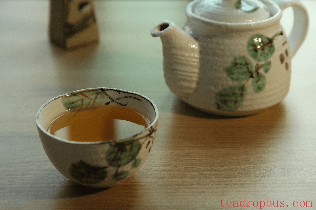 Osbman Tea: Benefits of Brewing Pu'er with Sweet Osmanthus-3