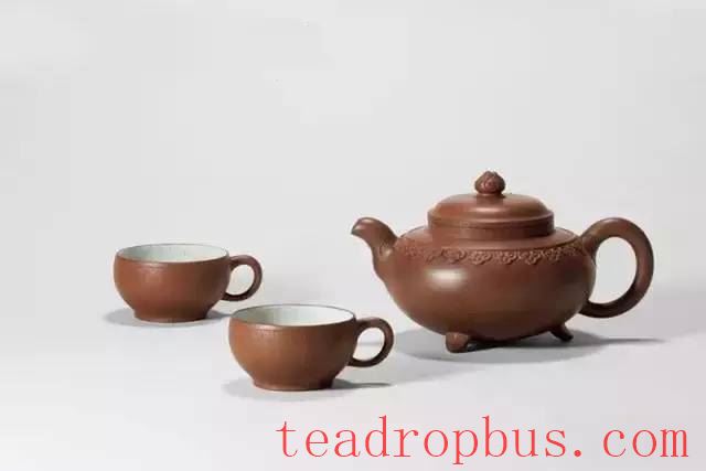 What does a Purple Clay Teapot that could buy you an apartment in Beijing, Shanghai, or Guangzhou look like?-2
