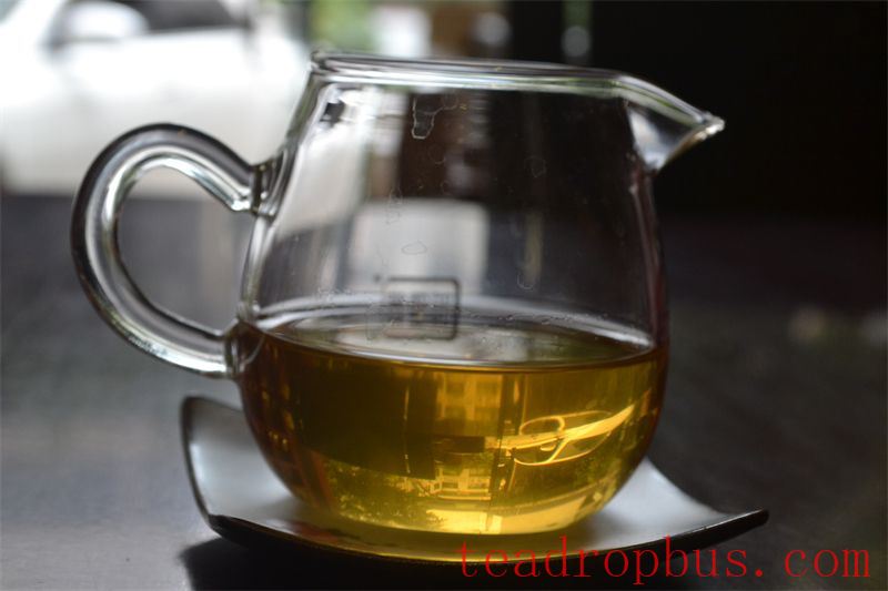 The Aroma of Tea Fills the Air, Leaving the Heart Warm and Moist-3