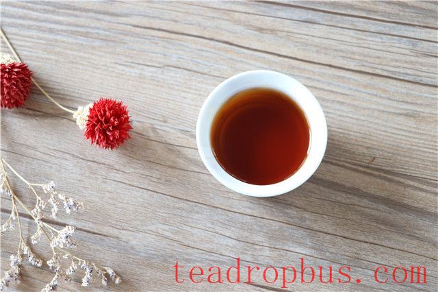 Why Does Ripened Pu'er Tea Nourish the Stomach?-2