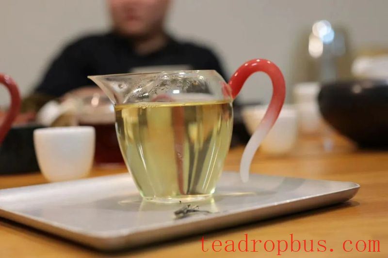 How Many Infusions Can Tea Stand? Which One Is the Best?-2