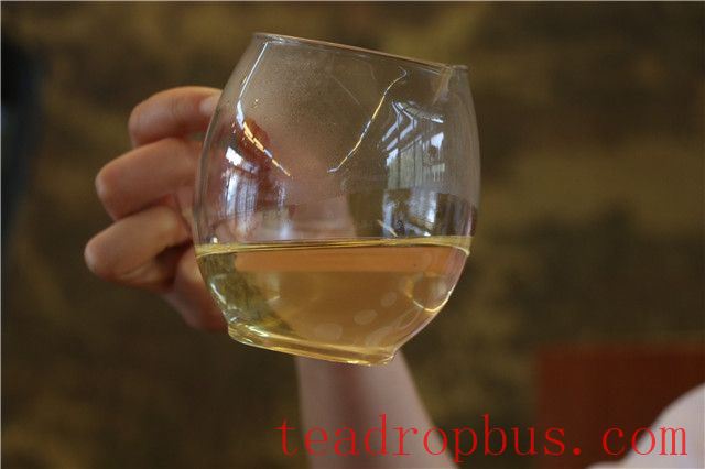 Living Life Like a Poem, With Tea and Tranquility-3