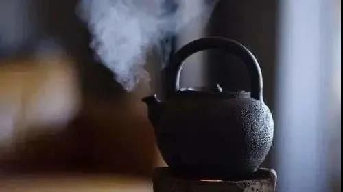 How to Brew a Perfect Pot of Tea? This 