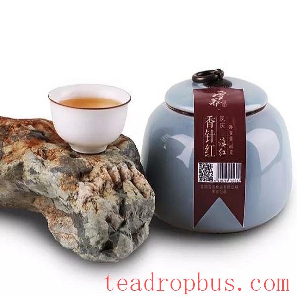 Fengqing Yunnan Black Tea-1
