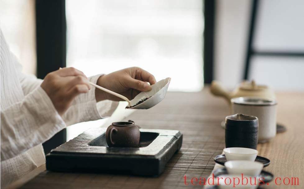The Correct Way to Brew Pu'er Ripe Tea for a Richer Aroma-1