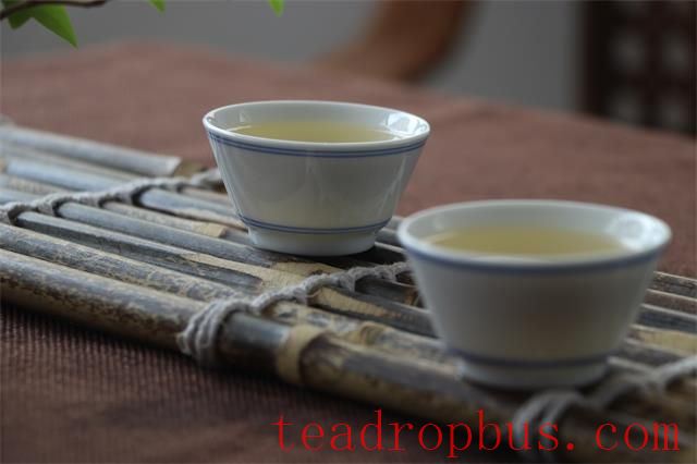 Days go by, and you find you need a pot of tea for company.-2