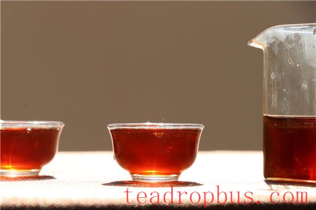 Why is Aged Tangerine Peel Pu'er Tea Suitable for Autumn and Winter?-3
