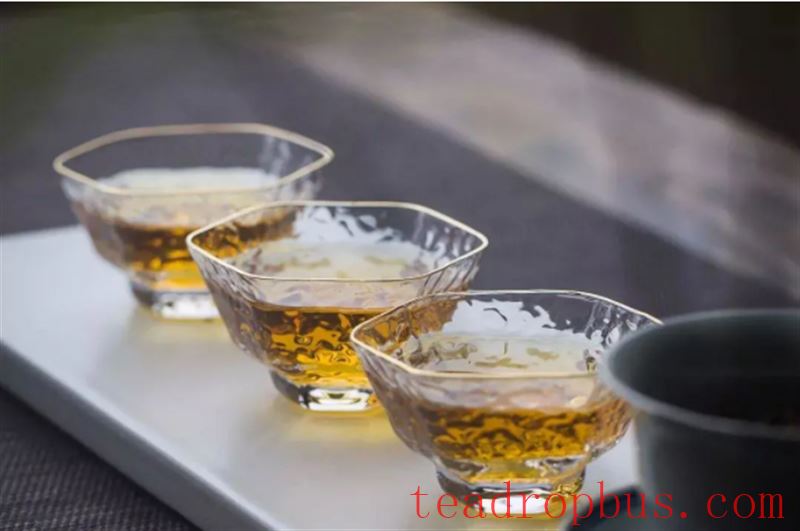 A Winter Must-Haves Tea List: Sip Your Way Through a Cozy Winter-2