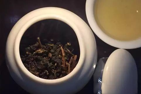 The Wonderful Uses of Aged Tielguanyin Tea from Anxi-1