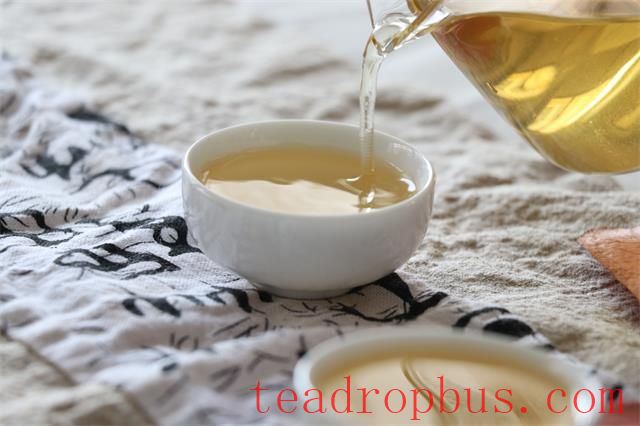 Heart Soothed by Tea Aroma: Finding Calm Amidst Life's Ups and Downs-1