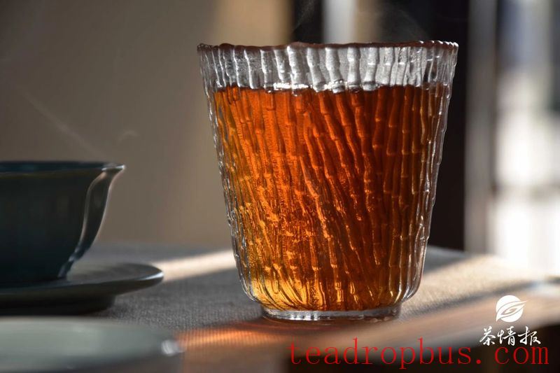 The Pure Melody of Summer Solstice: A Poem in a Cup of Tea-2