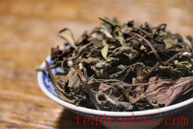Troubled by the Heat of Summer? Perhaps You Need a Pot of Aged White Tea-3